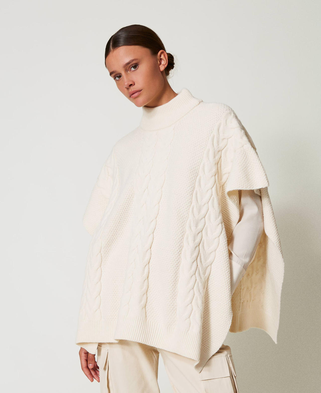Poncho in maglia con trecce Bianco Antique White Donna 242LL5AGG_00245_01