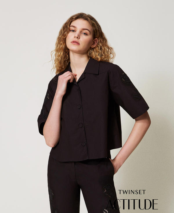 Chemise cropped en popeline avec broderie