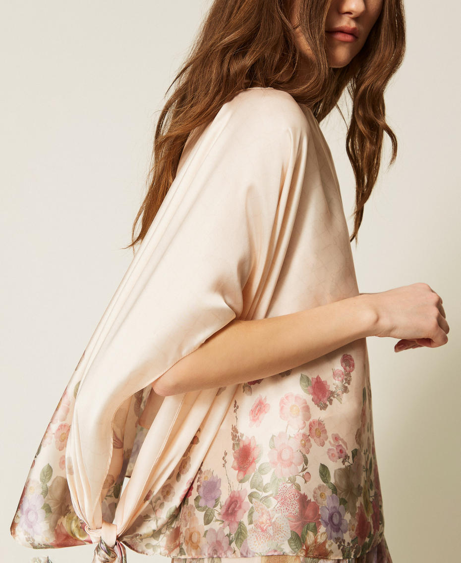 Printed poncho with side ties Wildflowers Pastel Colour Print Woman 261TO5110_13588_PD