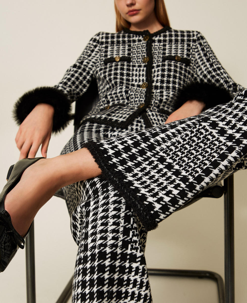 Chequered knit trousers