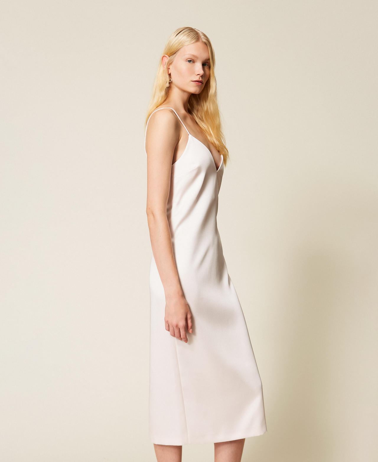 Robe longue en satin duchesse Sable Rose Femme 261TP2416_00570_02