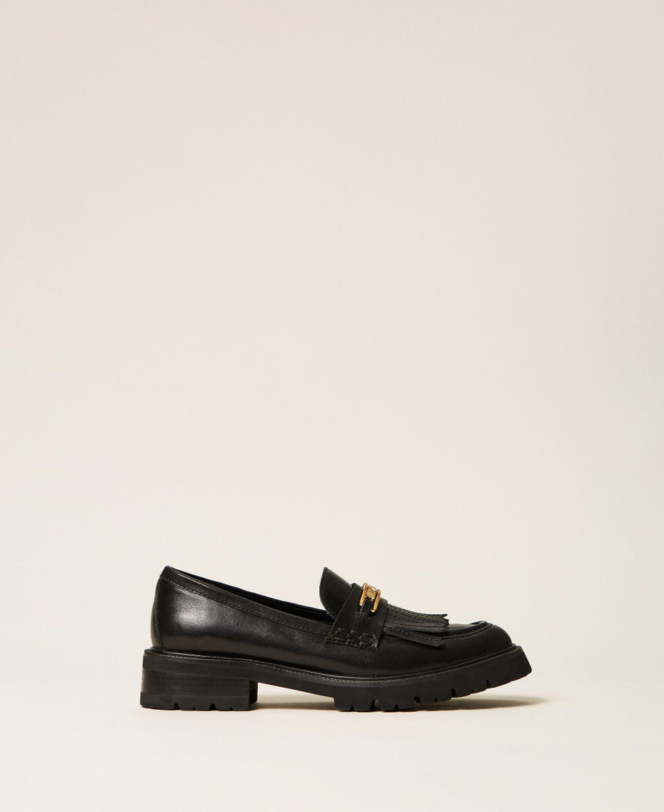 Mocassins en cuir avec franges Noir Femme 262TCP070_00006_01