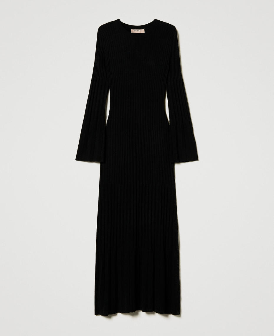 Maxi-Strickkleid mit Rippenmuster und Cut-out