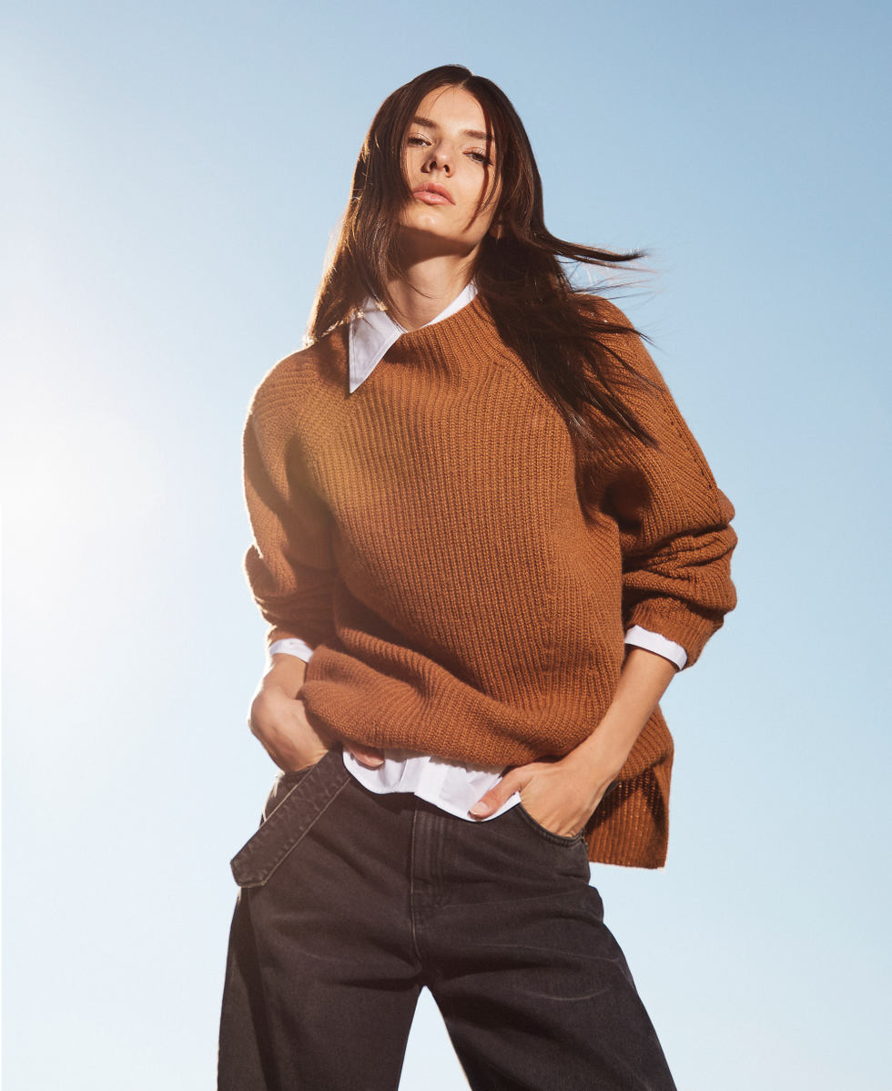 Wool blend turtle neck jumper with Oval T Dark Alpaca Brown Woman 252TT3064_13006_PC