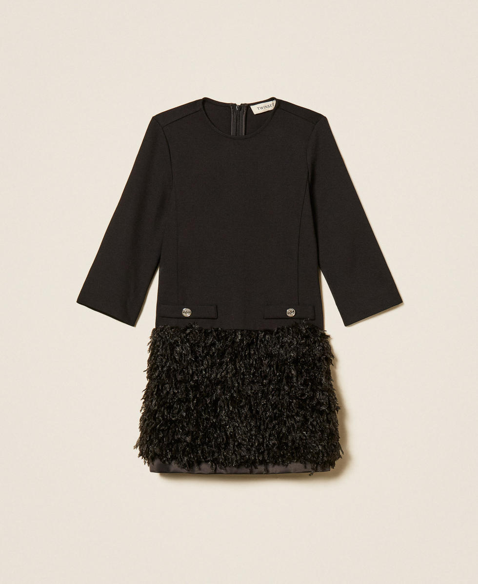 Robe courte avec fausse fourrure