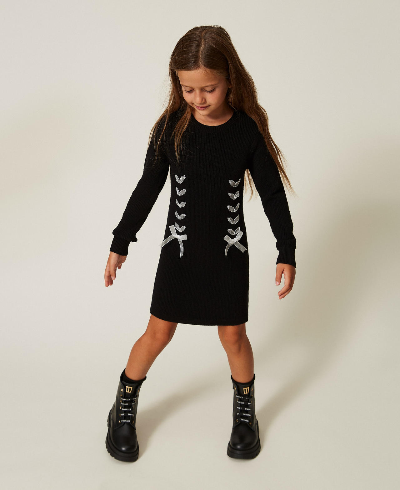 Robe courte fille en maille avec nauds