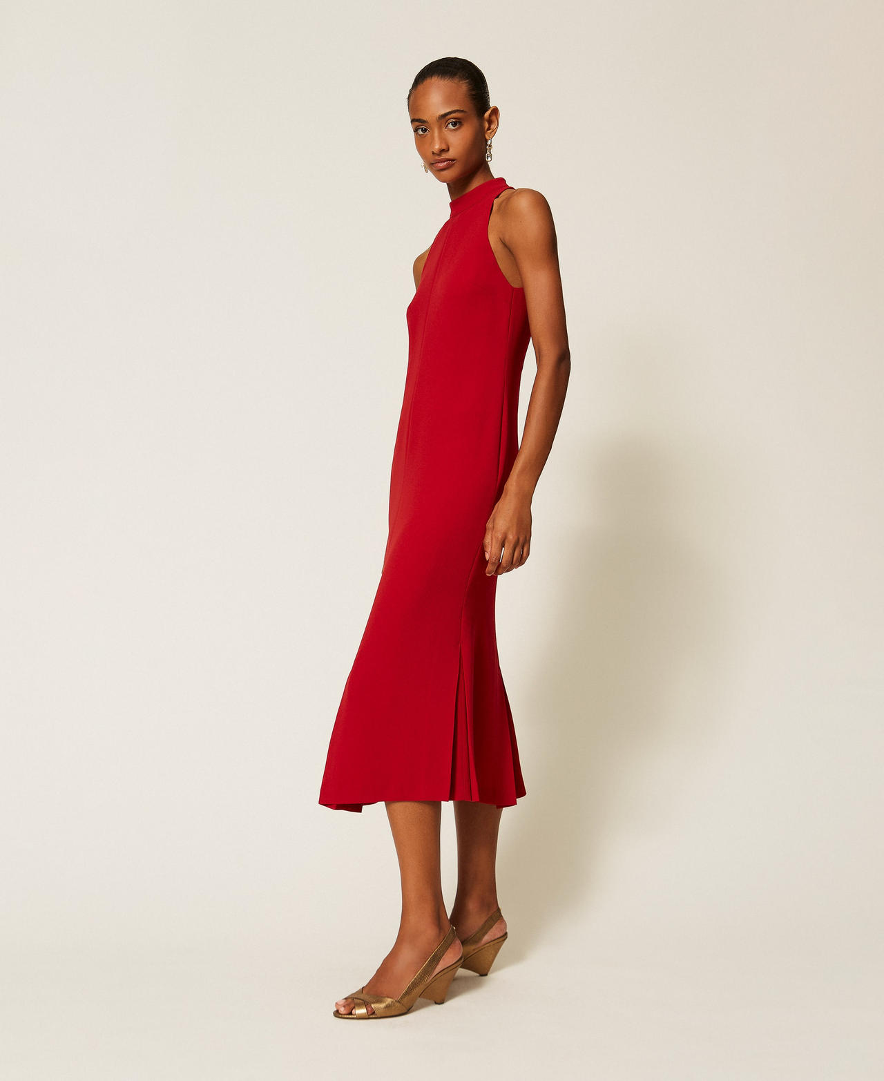 Langes Neckholder-Kleid aus Cr&ecirc;pe Bloody Mary Frau 262TT2260_13464_02