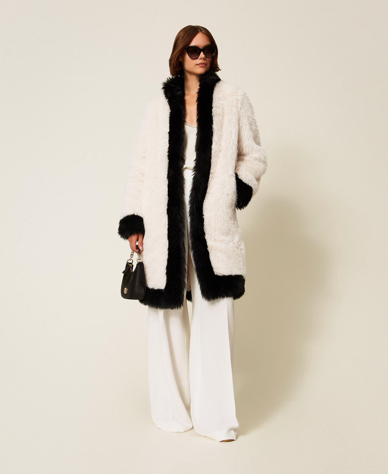 Manteau en fausse fourrure bicolore Bicolore Blanc Neige/Noir Femme 252TT2153_12865_01