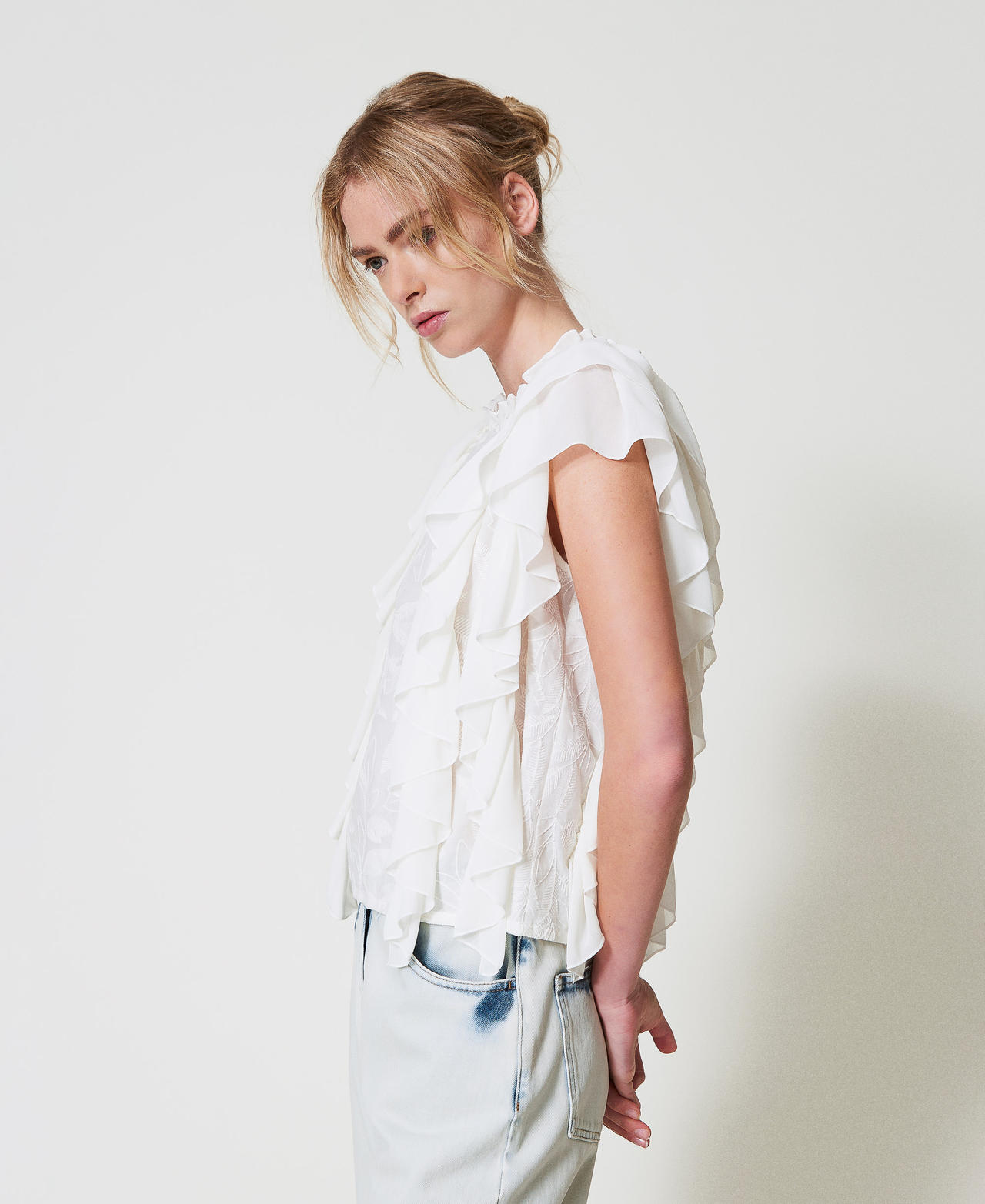 Muslin blouse with ruffles and embroidery Sugar White Woman 251AP2490_00632_01