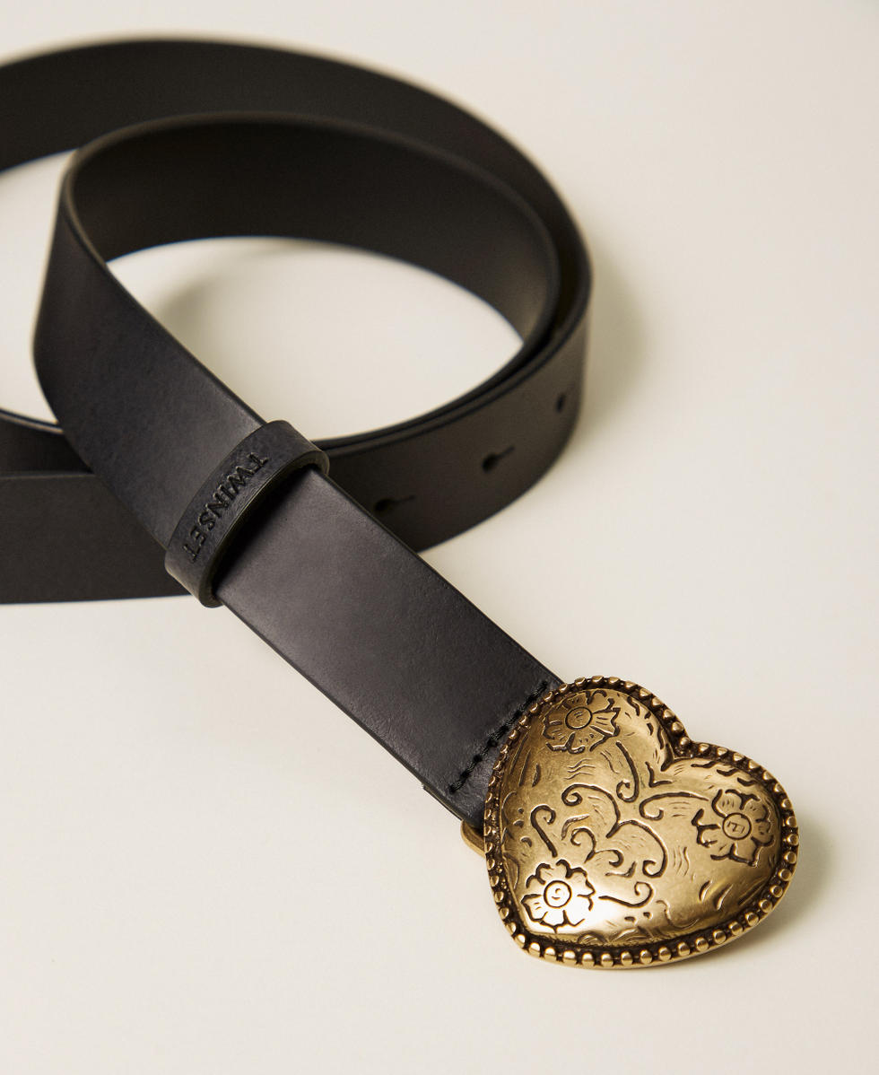 Cintur&oacute;n de piel con coraz&oacute;n Negro Mujer 261TA4150_00006_02