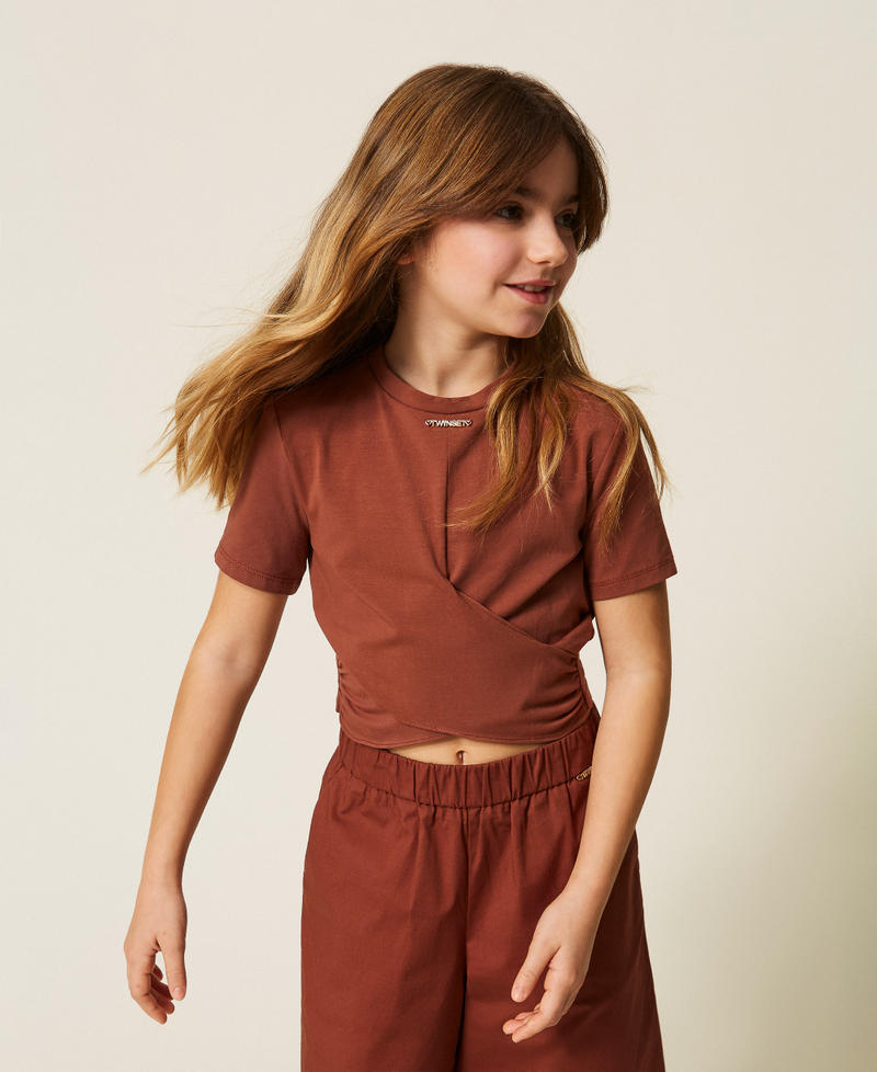 T-shirt con logo e incrocio Marrone "Dark Root" Bambina 261GJ2256_13120_01