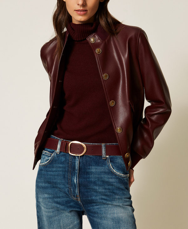 Reversible leather belt with buckle