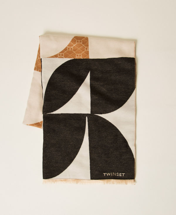 Jacquard wool cloth stole