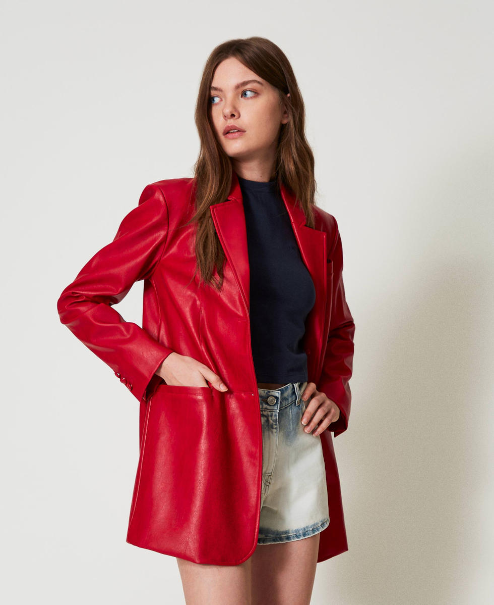 Chaqueta blazer larga con efecto piel