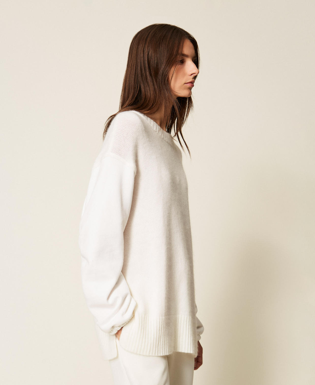 Knit jumper with plush sleeves Off White Woman 252LL2CAA_00526_02
