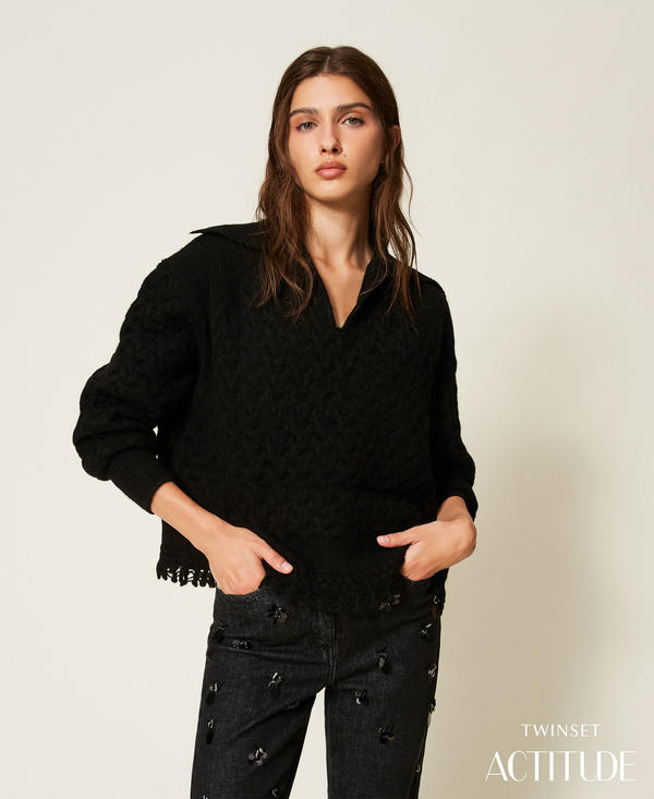 Pullover mit Zopfmuster und H&auml;keldetails