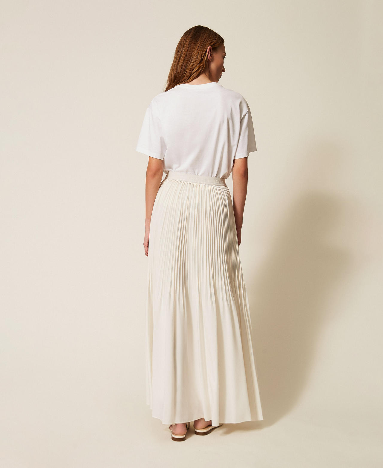 Pleated cr&ecirc;pe de Chine long skirt Lily Woman 261TE2113_00381_03