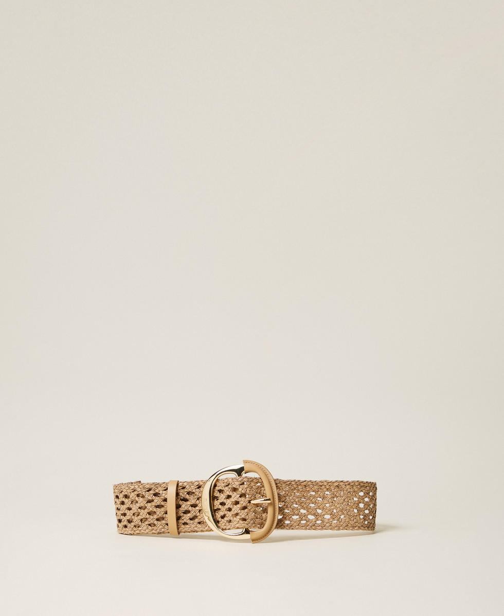 Intertwined belt with maxi buckle