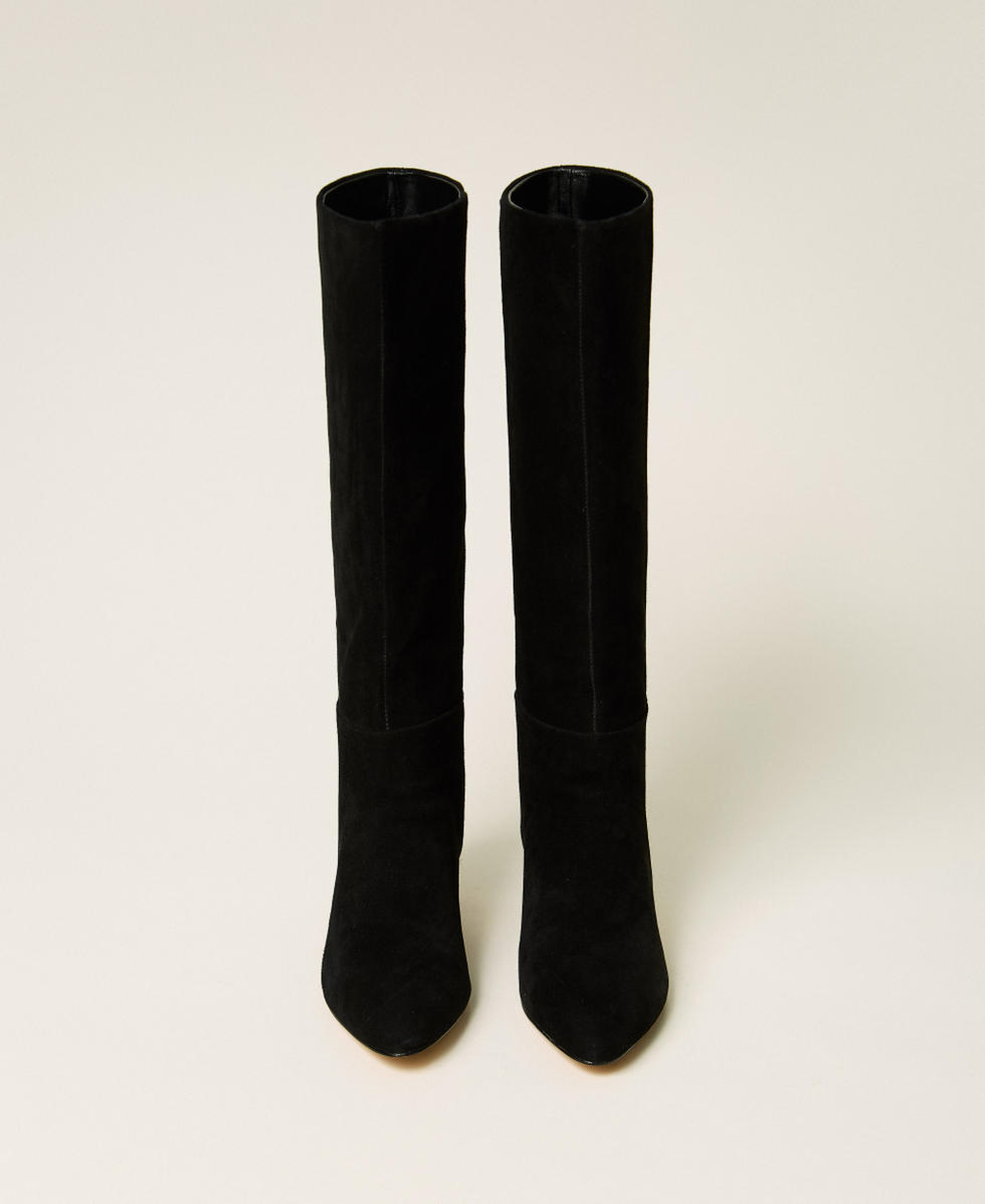 Hoher Stiefel aus Veloursleder Schwarz Frau 262TCP140_00006_04