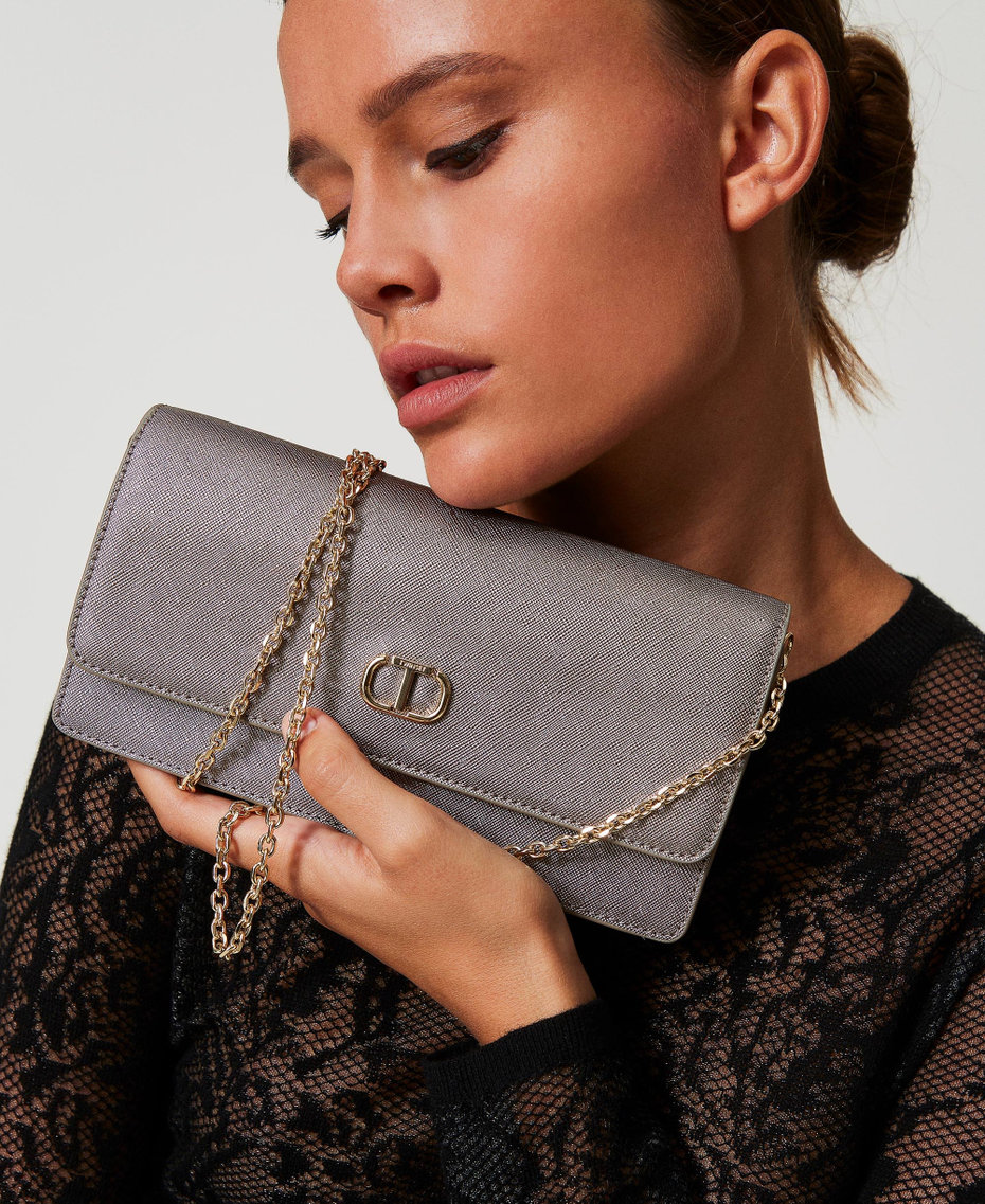 Mini-Umh&auml;ngetasche mit Oval T Silber Frau 242TL8011_00995_S0