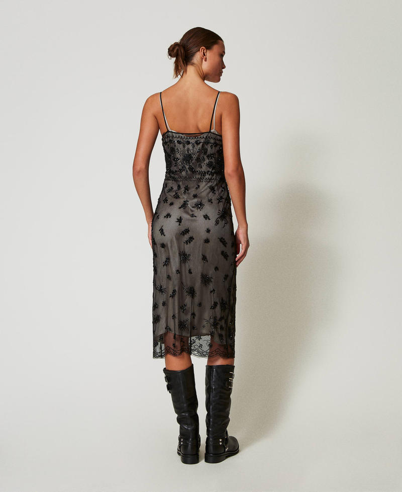 Midi tulle dress with hand embroidery