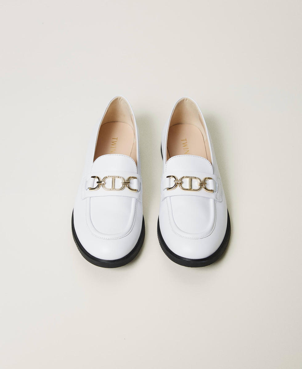 Leather loafers with clasp