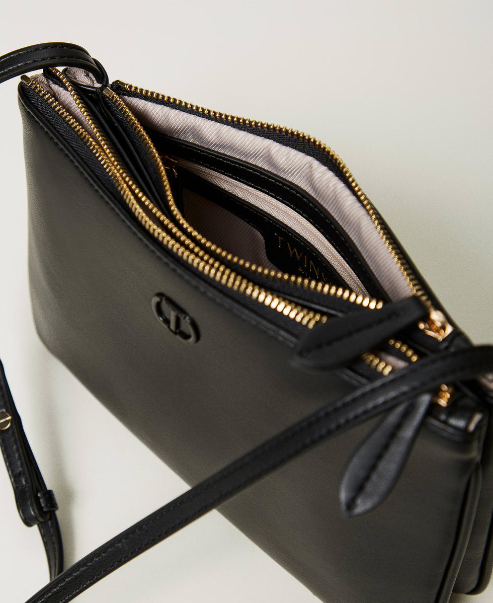 Mini-Bag mit zwei Trageriemen Schwarz Frau 251TH7028_00006_04