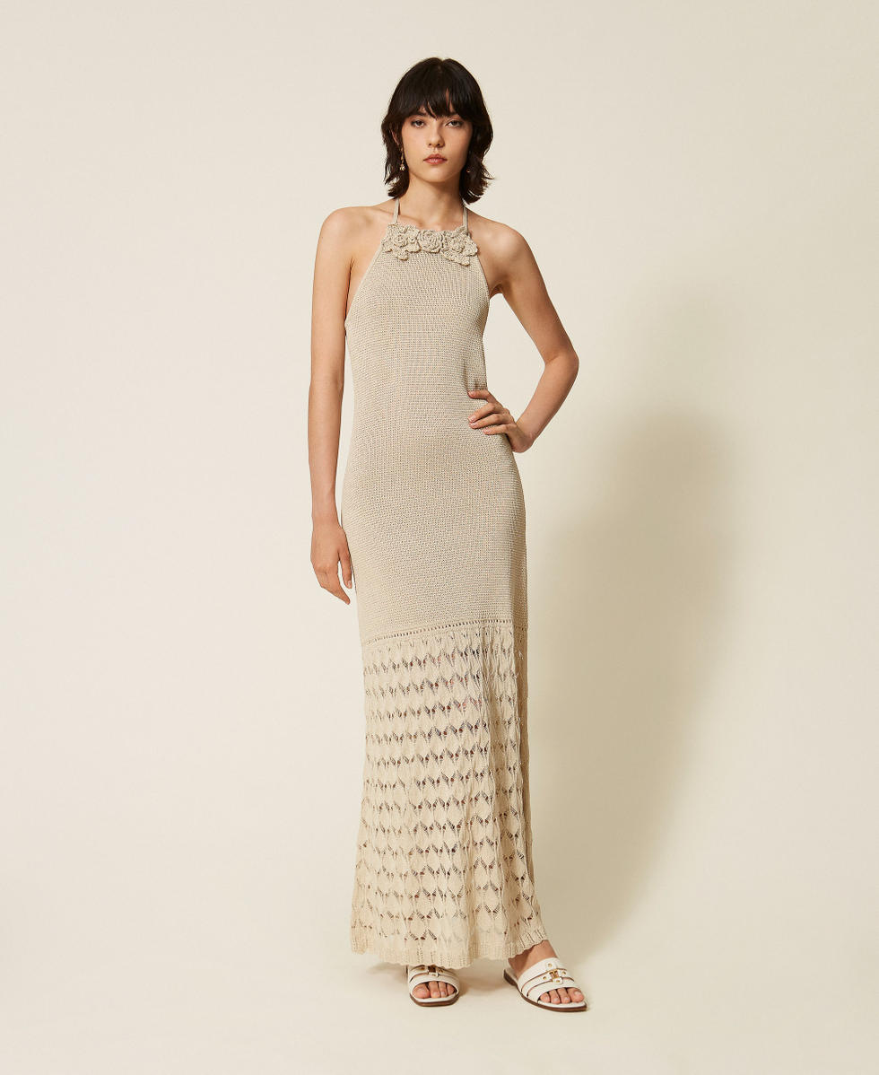 Maxi-Strickkleid mit H&auml;keldetails