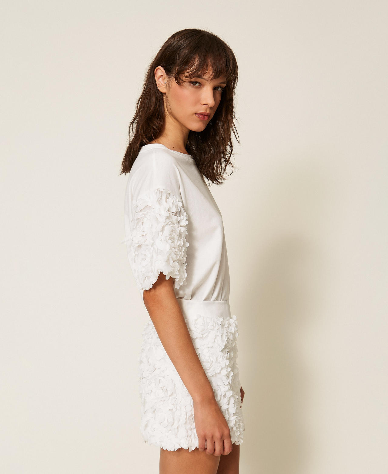 T-shirt z rękawami z tiulu z kwiatami Off White Kobieta 261AP2233_00526_01