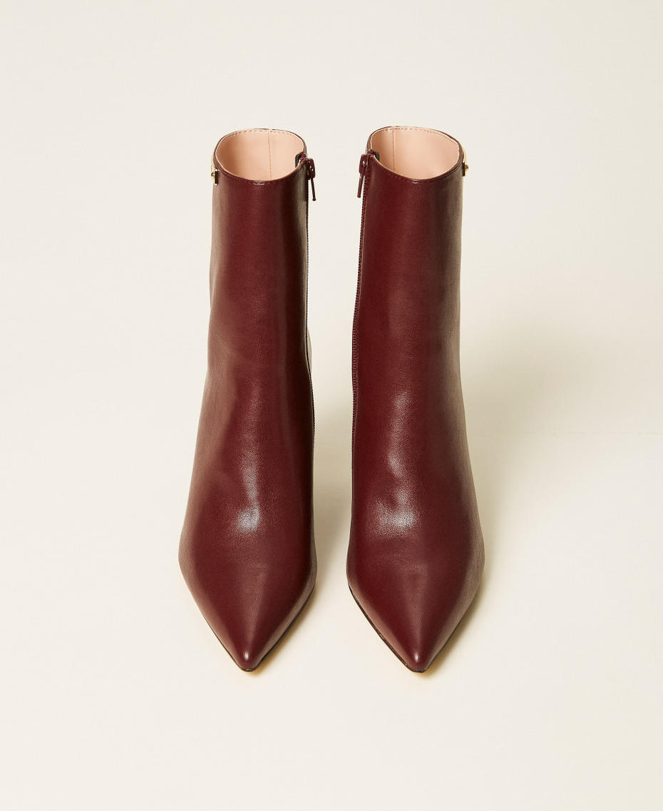 Ankle boots with wedge Bordeaux Woman 252TGT212_00020_04