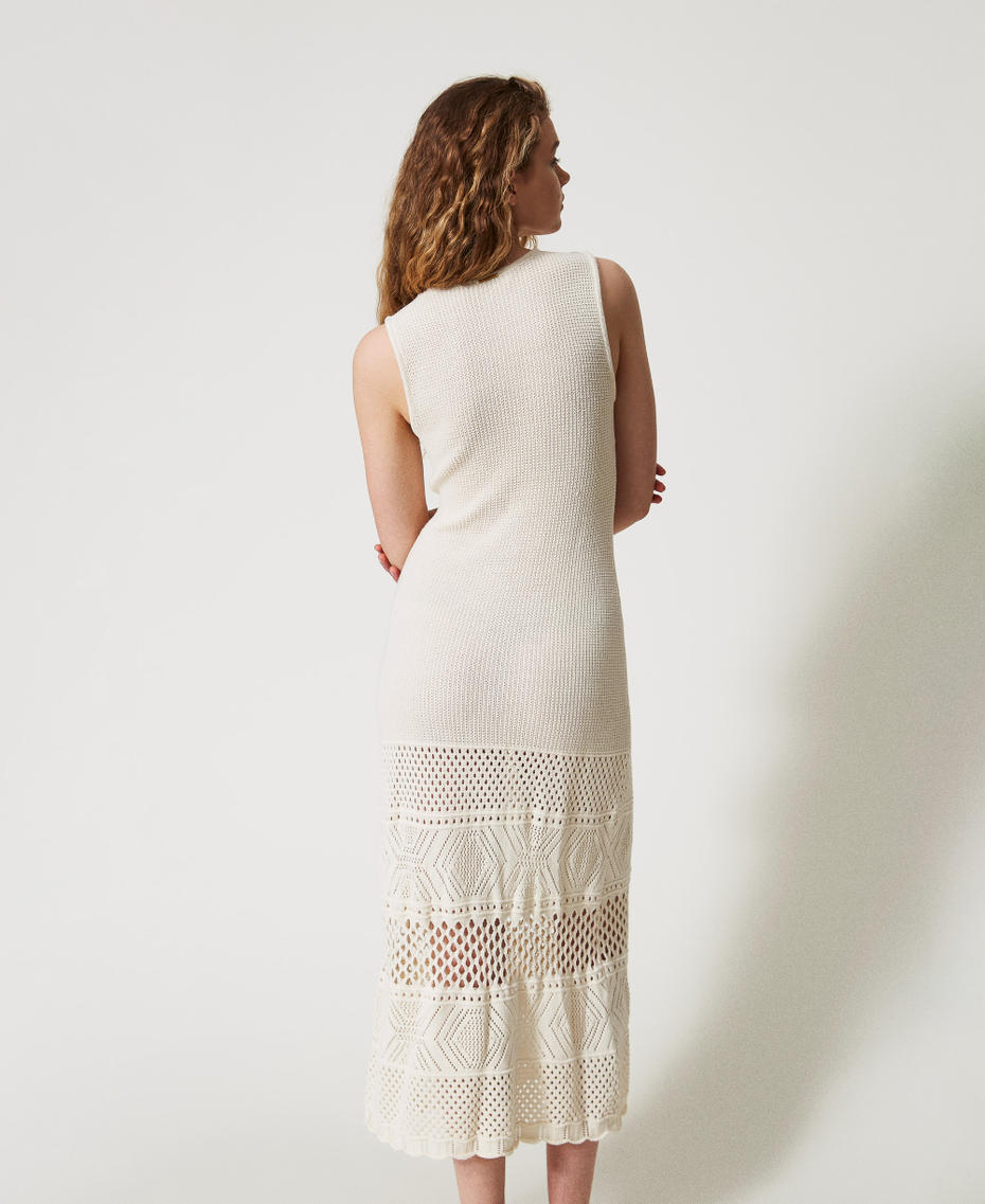 Vestido largo calado de punto Beige Mujer 251LL3SBB_00003_03
