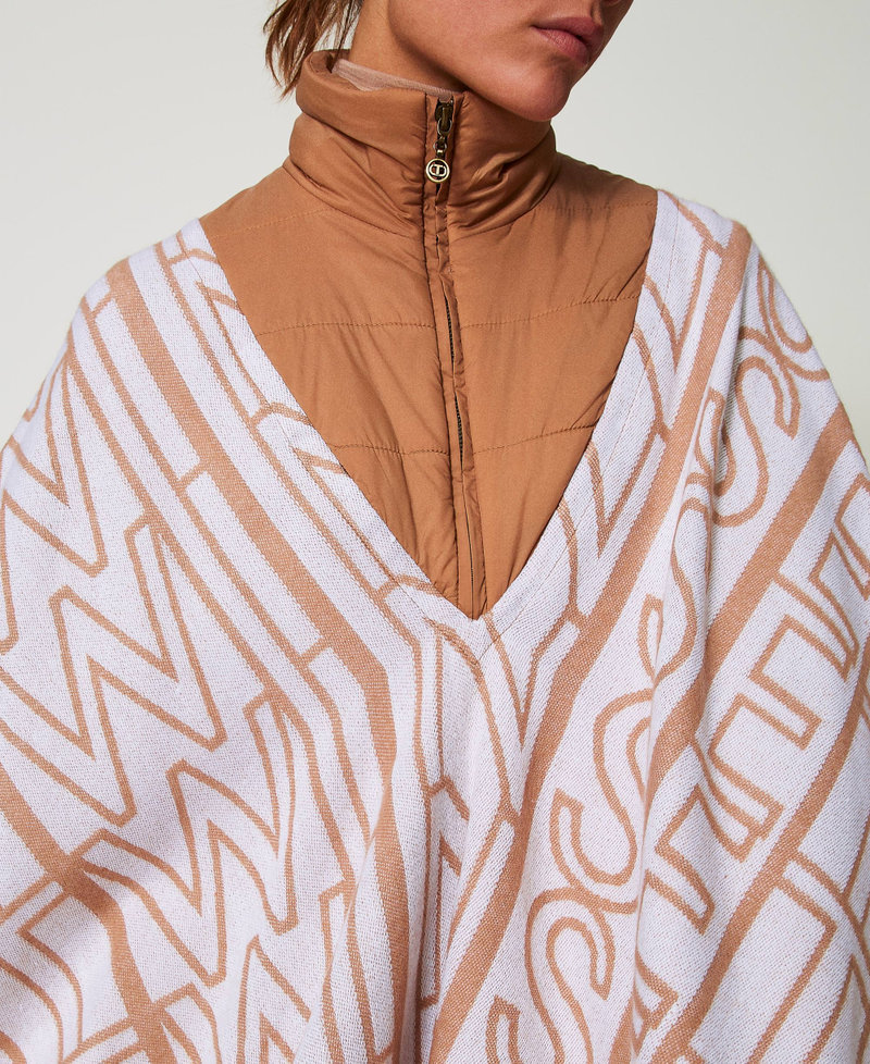 Jacquard poncho with logo Sandy Brown Woman 242TA4100_11754_04