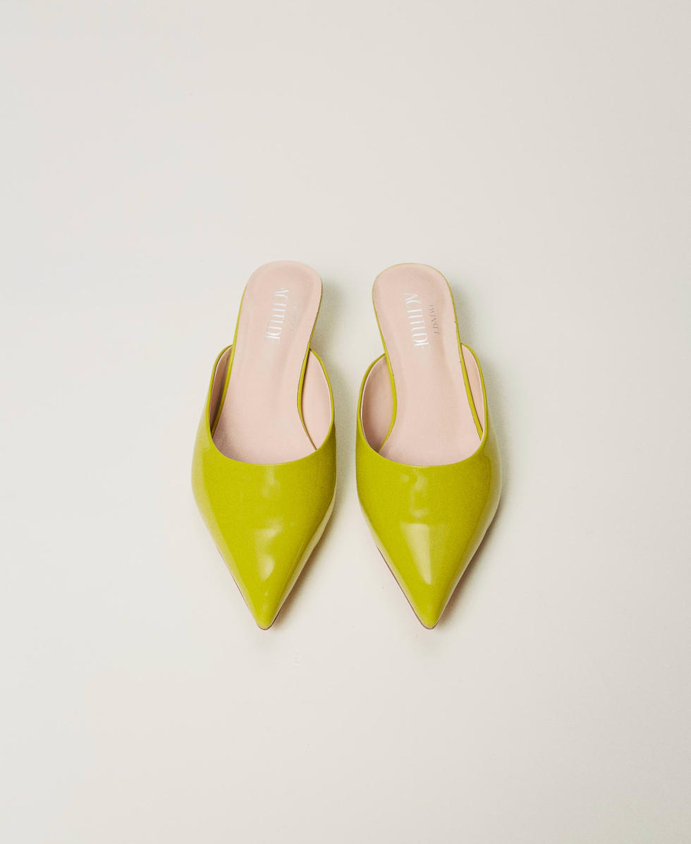 D&eacute;collet&eacute; mules in vernice Citronelle Donna 251ACP012_00910_04