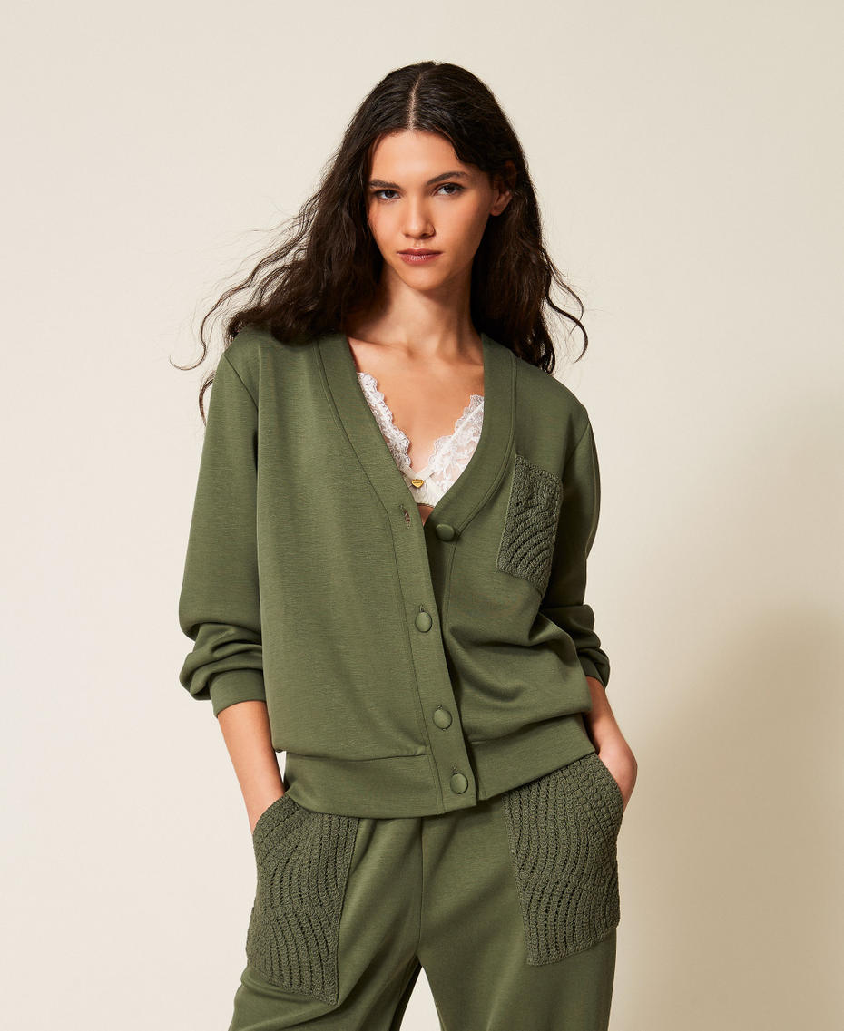 Cardigan aus Scuba-Gewebe mit H&auml;kelarbeit &bdquo;Thyme&ldquo;-Gr&uuml;n Frau 261LL2GEE_12843_01