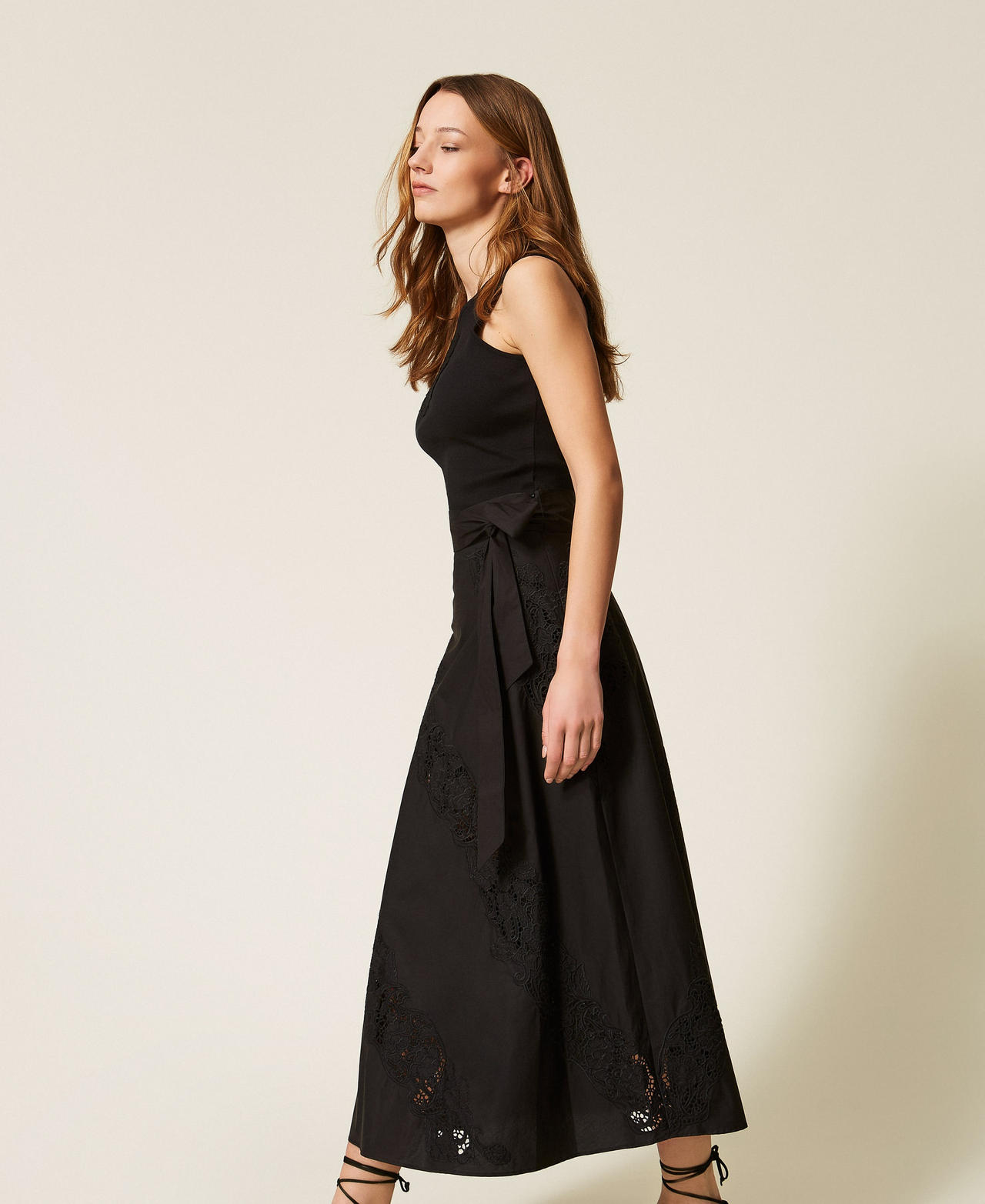 Gonna lunga in popeline e sangallo Nero Donna 261TT2030_00006_02