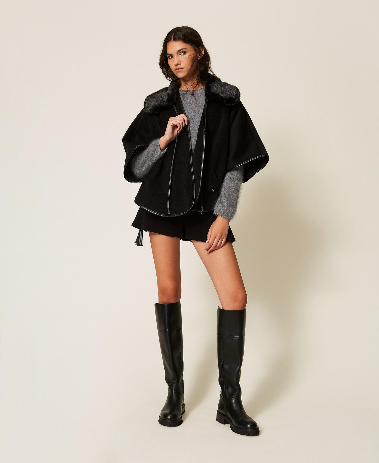 Twinset Women's Black Wool Cloth Poncho With Faux Fur Collar - Image 1