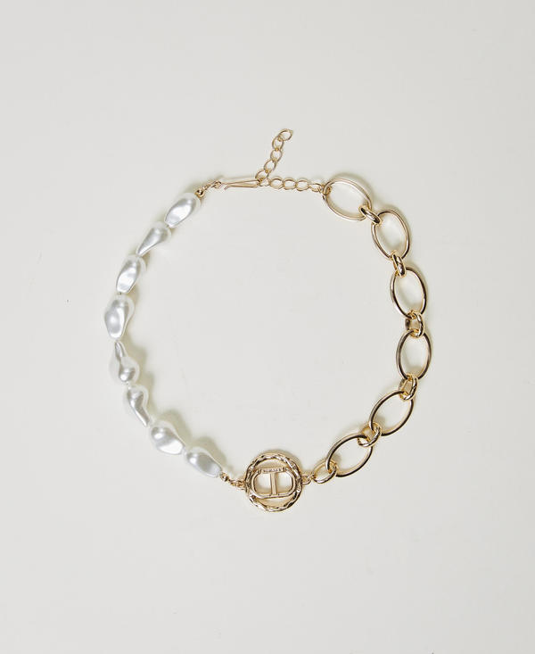 Choker necklace with Oval T and pearls