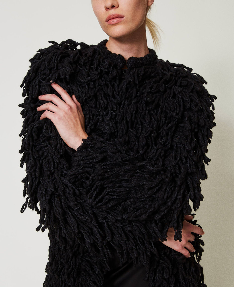 'Elizabeth' boucl&eacute; knit coat