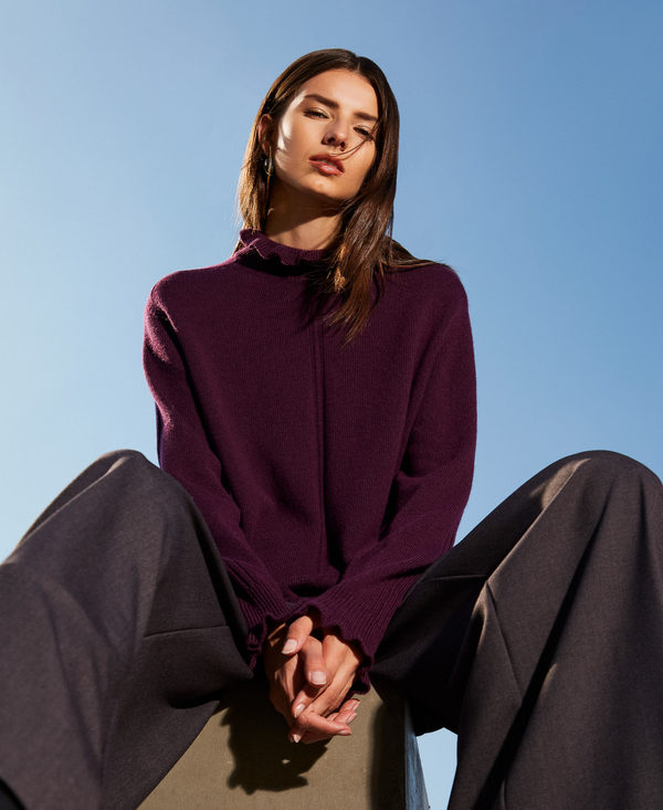 Wool blend jumper with ruffles