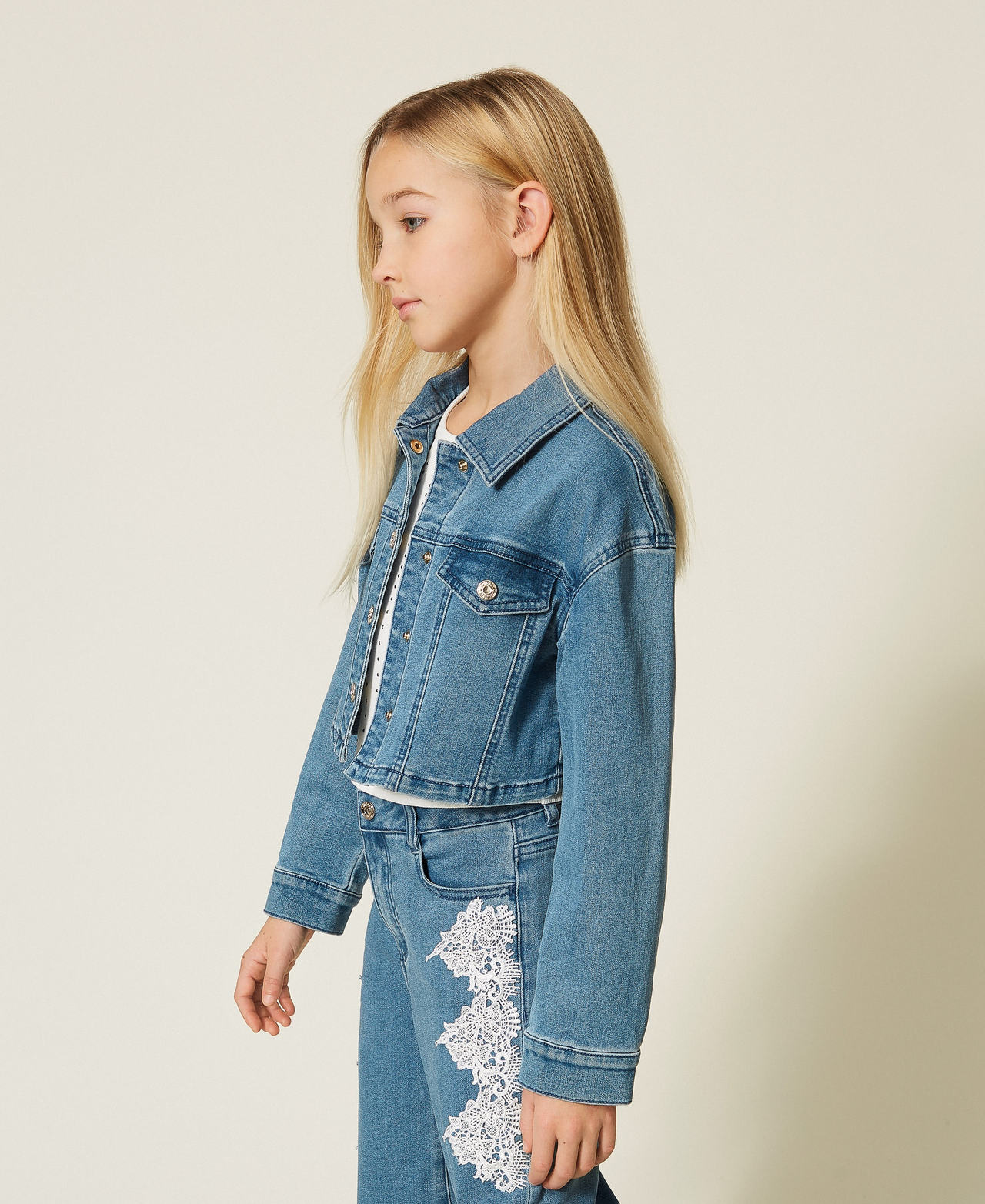 Cropped denim jacket Medium Blue Denim Girl 261GJ2080_03451_02