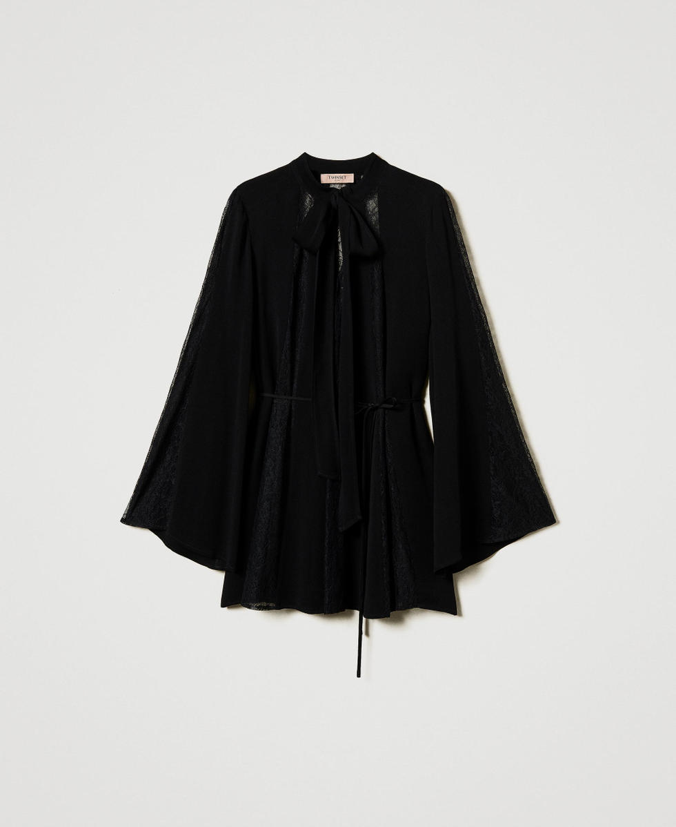 Tunique en crêpe avec dentelle