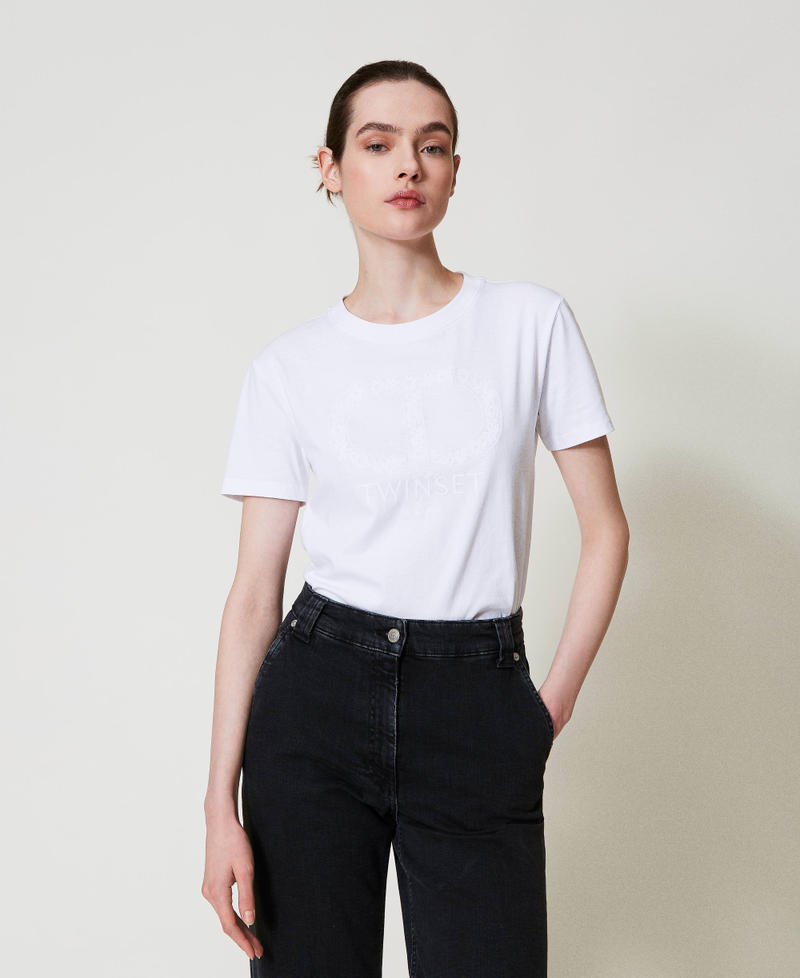 T-shirt with Oval T embroidery White Woman 251TP2072_00001_01