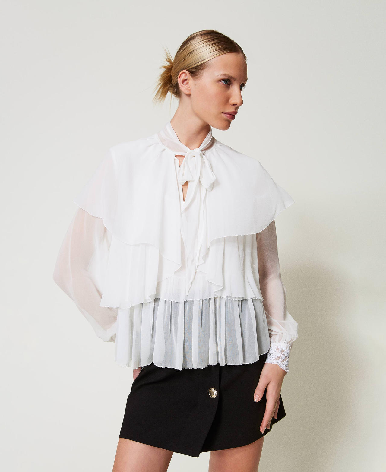 Georgette blouse with flounces and lace White Snow Woman 251TP2741_00282_01