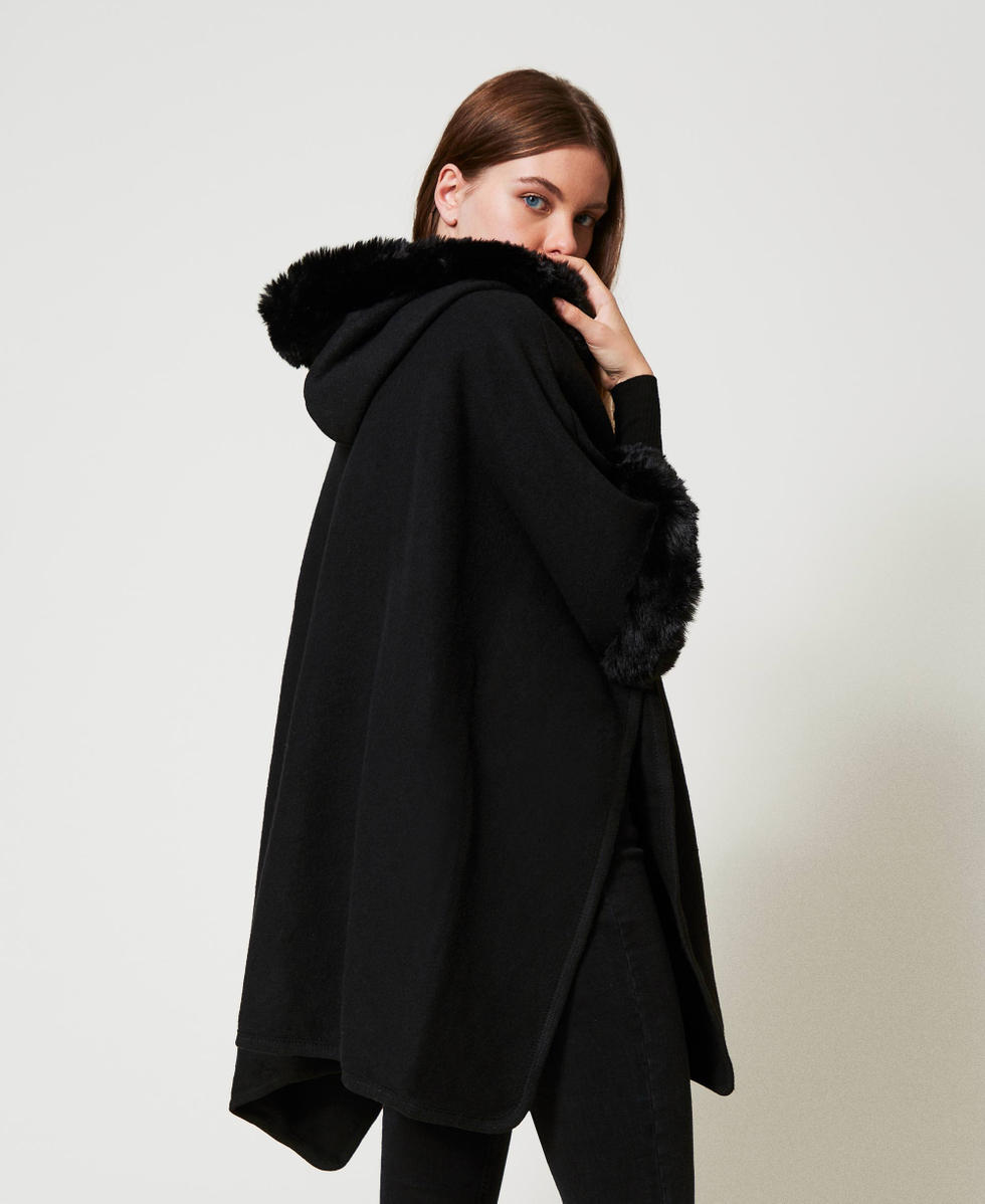 Wool cloth and faux fur poncho Woman, Black | TWINSET Milano