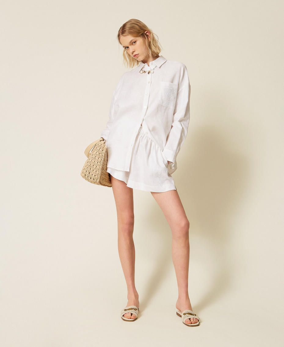 Shorts aus Leinen mit gesticktem Logo Wei&szlig; Frau 261TT2304_00001_01