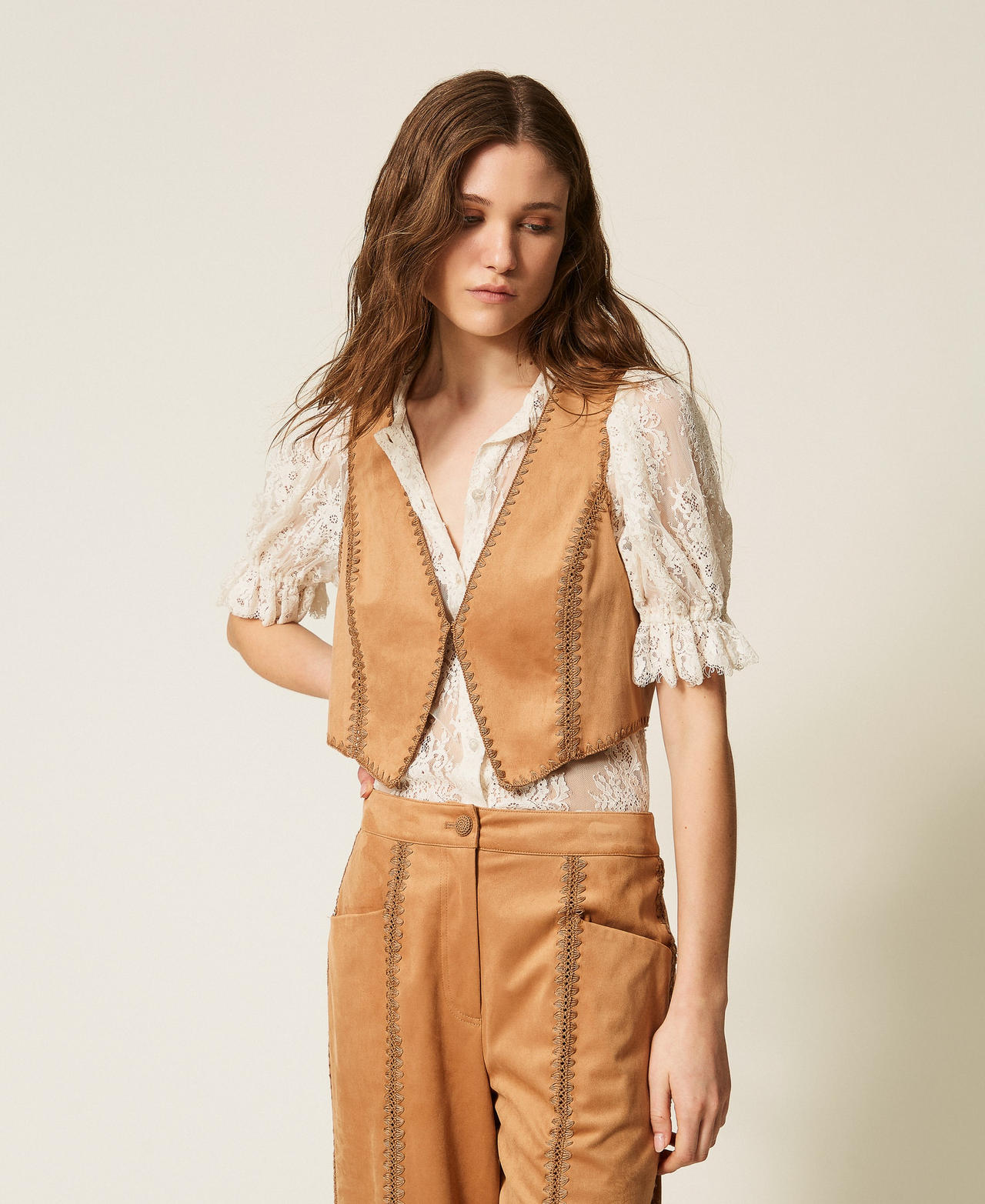 Suede waistcoat with embroidery "Hazelnut" Brown Woman 261LB2MAA_10282_01