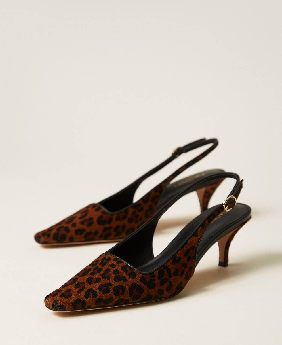 Slingback-Pumps mit Animalprint
