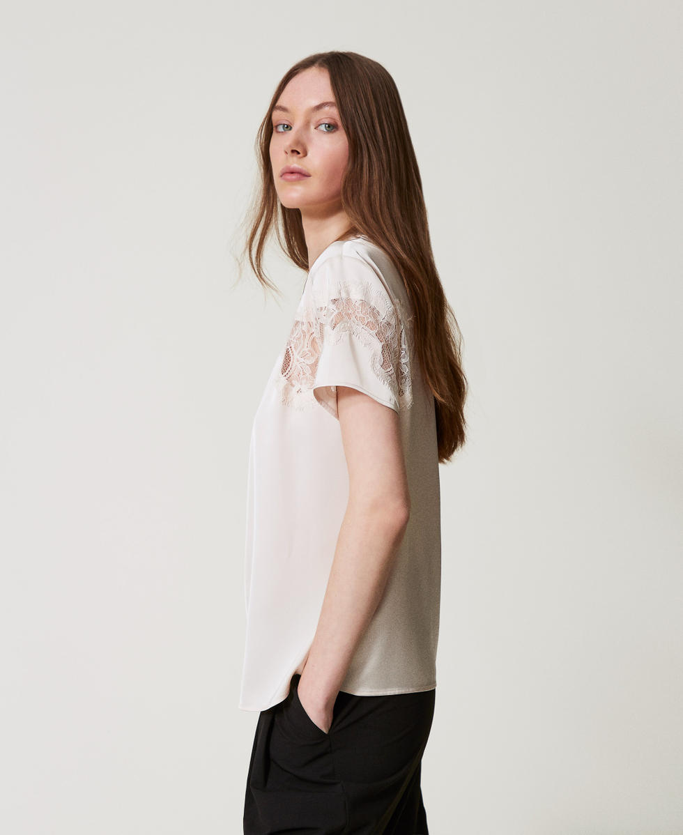 Camiseta de raso con encaje Blanco &laquo;Old White&raquo; Mujer 251TQ2013_11748_02