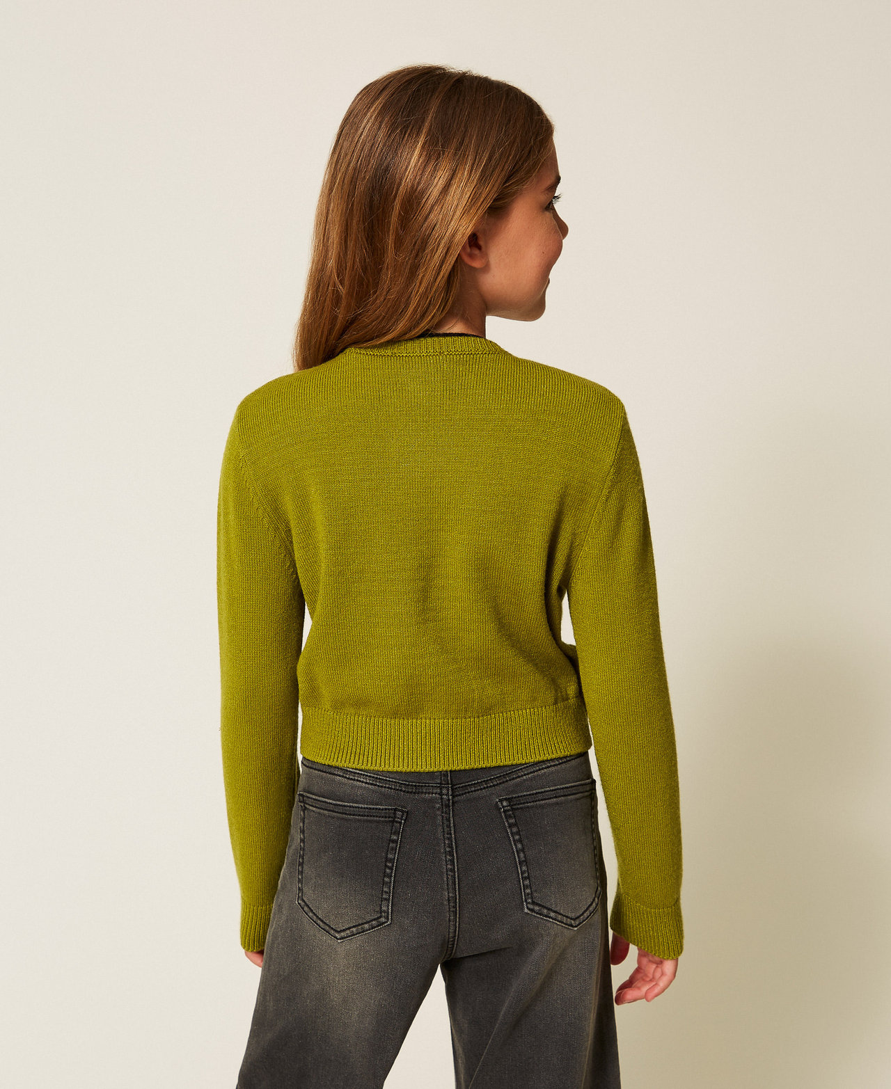 Pull ras-du-cou avec Oval T Olive Oil Fille 252GJ3011_12576_03