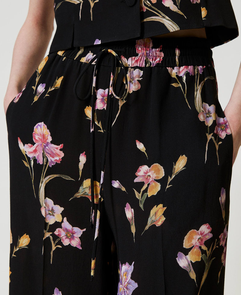 Crêpe de Chine floral trousers with elasticated waist Multicolour/Black Iris Print Woman 251TP2776_12328_04